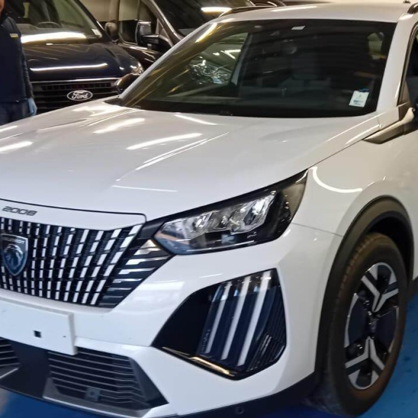 Peugeot 2008 Allure PureTech 100 S&S